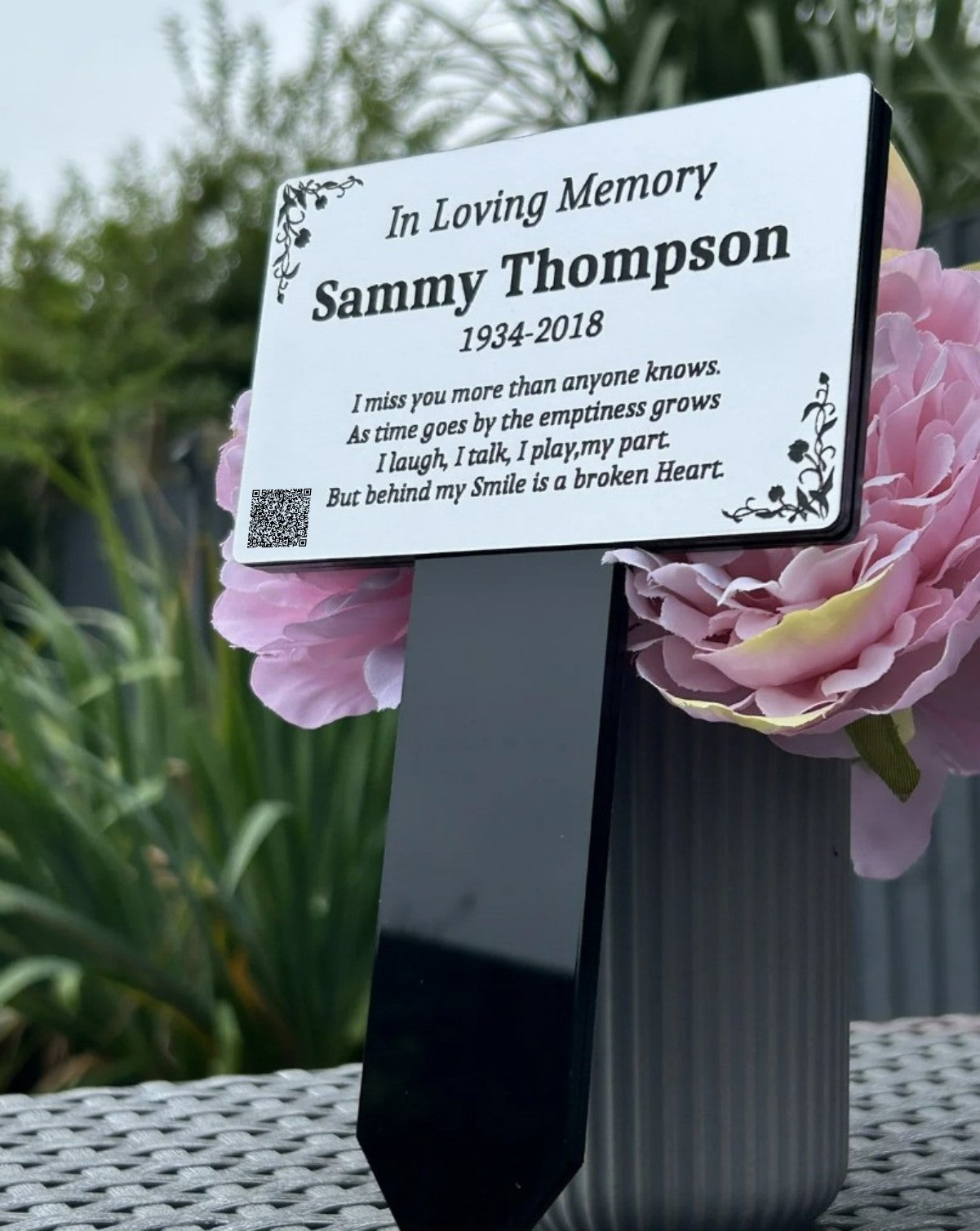 Personalised Memorial Plaque, Garden Outdoors Plaques, Remembrance Sign, Graver marker, Dad, Father, Mum, Pet, stake